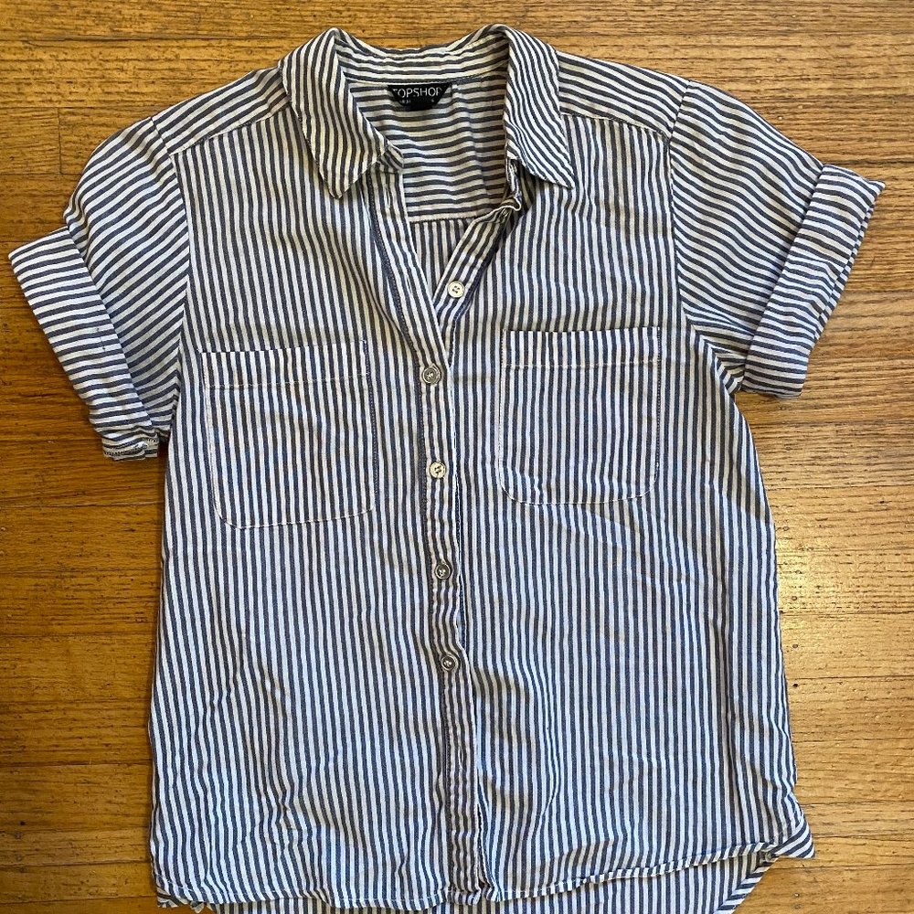 Topshop grey and white striped shortsleeve button-up collared shirt